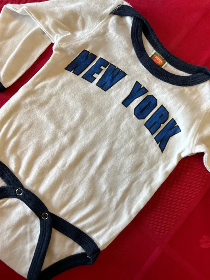 Body bébé garçons style baseball NY - 12 mois - photo numéro 2