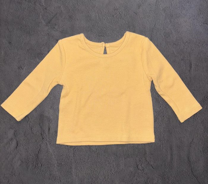Lot de 4 t-shirt Kiabi / 1 mois / Très bon état - photo numéro 8