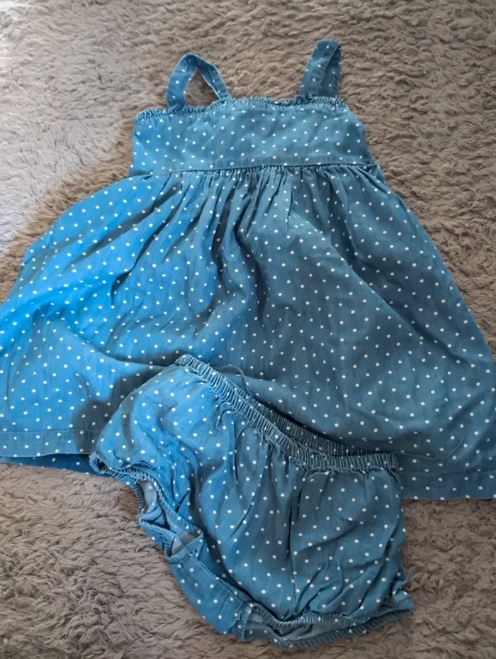 Robe et culotte