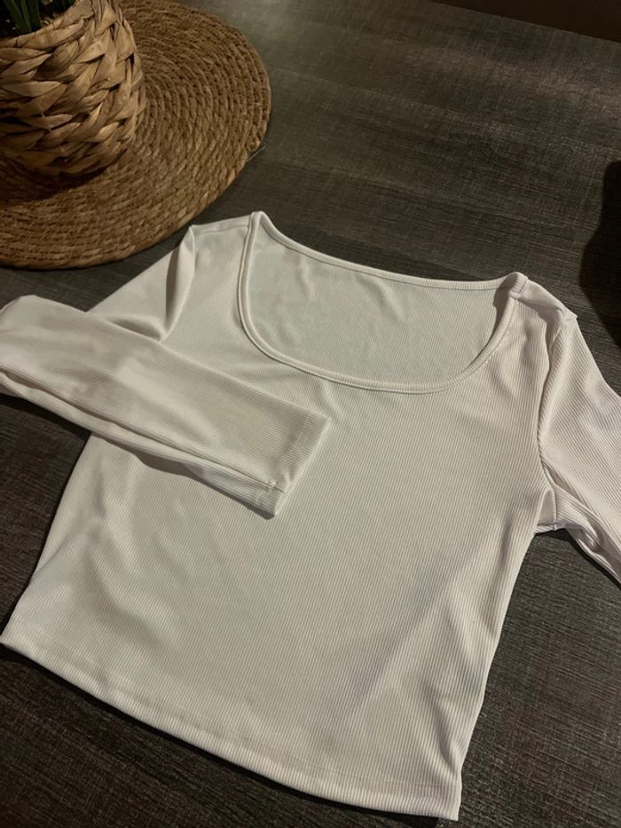 T-shirt manches longues, taille 36 neuf