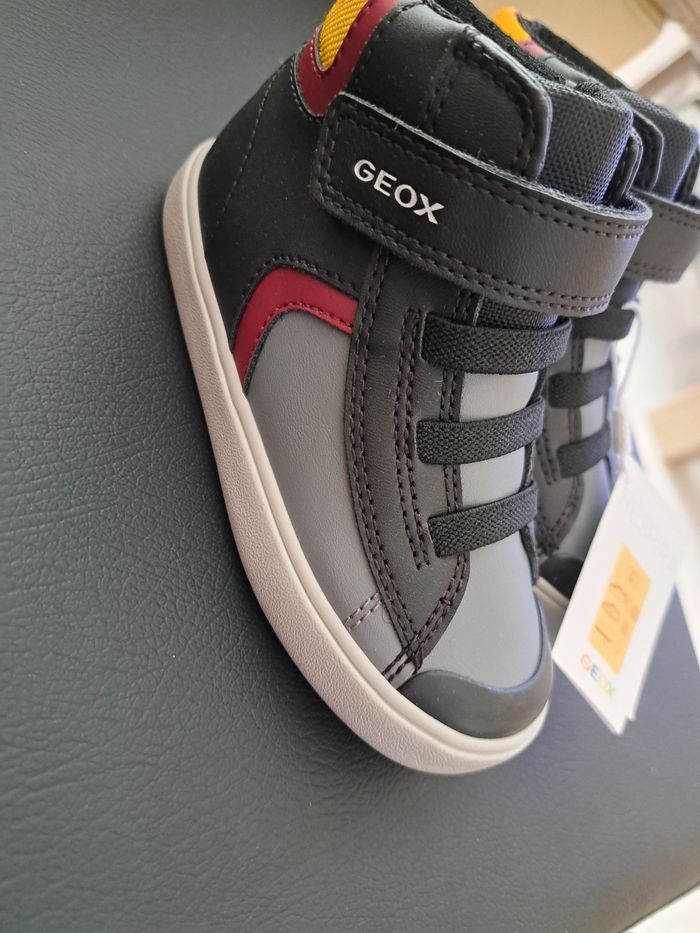 Basket geox pointure 23 neuf - photo numéro 3