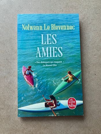 Les amies ~ Nolwenn Le Blevennec (2€70)