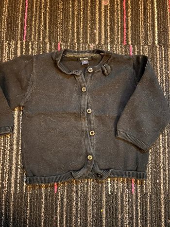 Petit gilet noir taille9 mois Kiabi