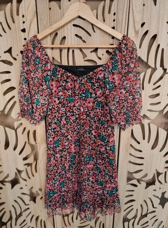 Robe imprimée fleurie manches bouffantes Taille L Trendyol - photo numéro 11