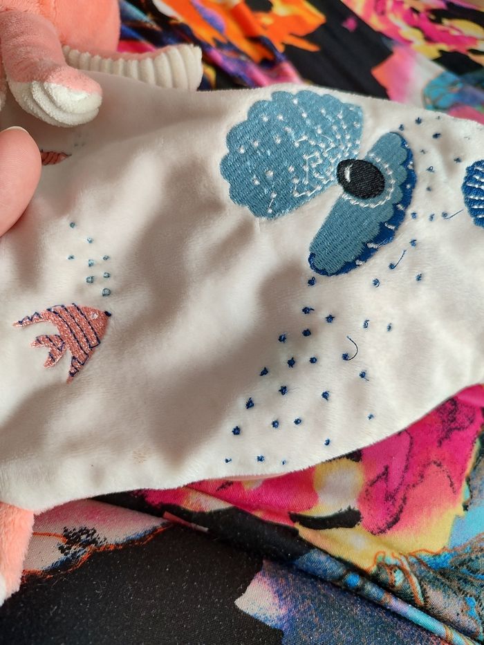 doudou mouchoir tex baby poulpe pieuvre rose saumon perle poisson blanc bleu - photo numéro 3