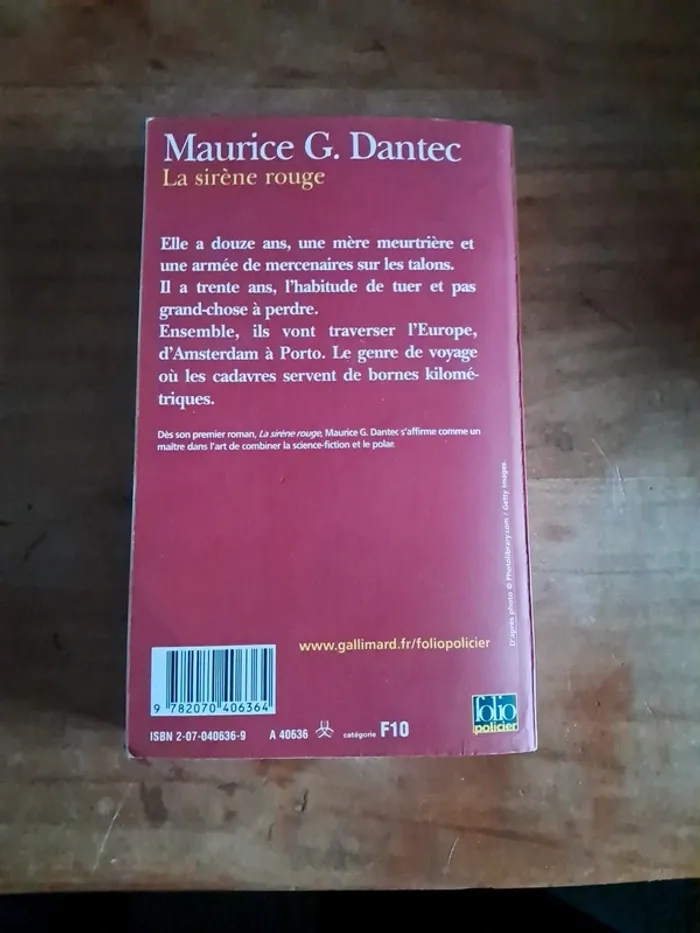Livre La siréne rouge - photo numéro 3