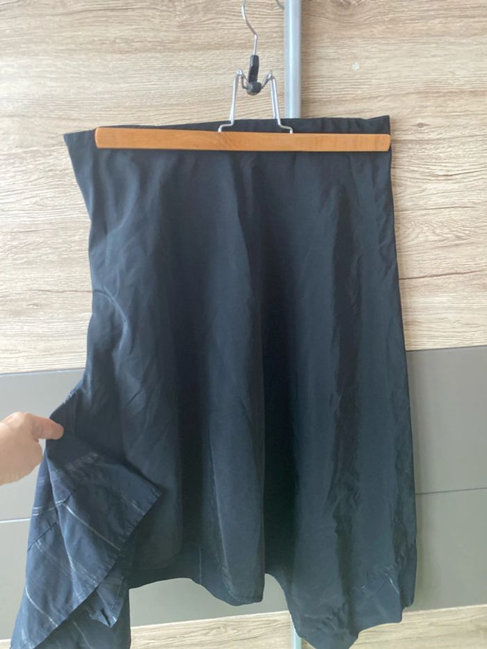 Jupe noire taille 40 - photo numéro 2