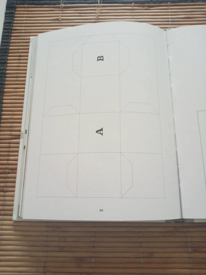 Livre Hachette cartes et faire part de naissance - photo numéro 5