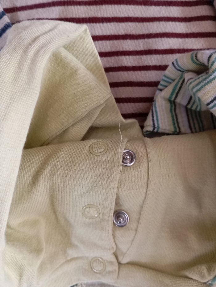 Lot 4 tee shirt manches longues 6 mois - photo numéro 5