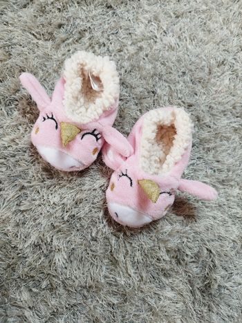 Joli petit chausson facile à enfiler rose licorne 26 27 pointure