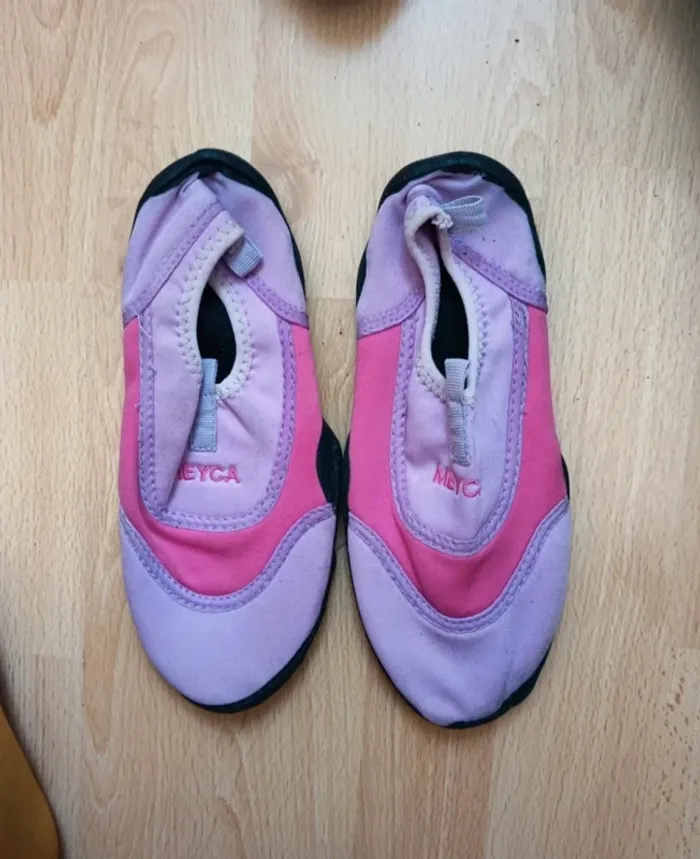 Chaussures aquatiques taille 36 rose