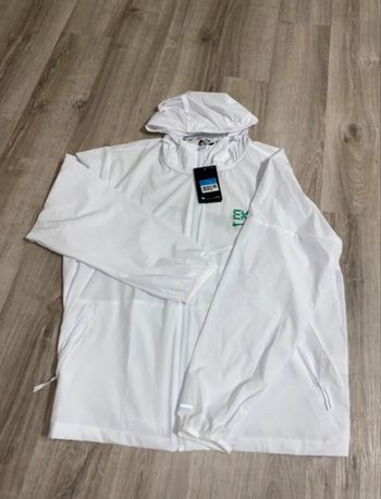 Nike Impossibly Light EK Windrunner