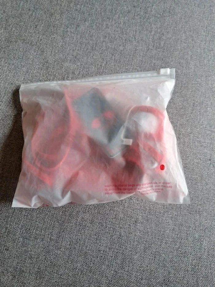 Haut de maillot de bain rouge lacets XL Shekini - photo numéro 5