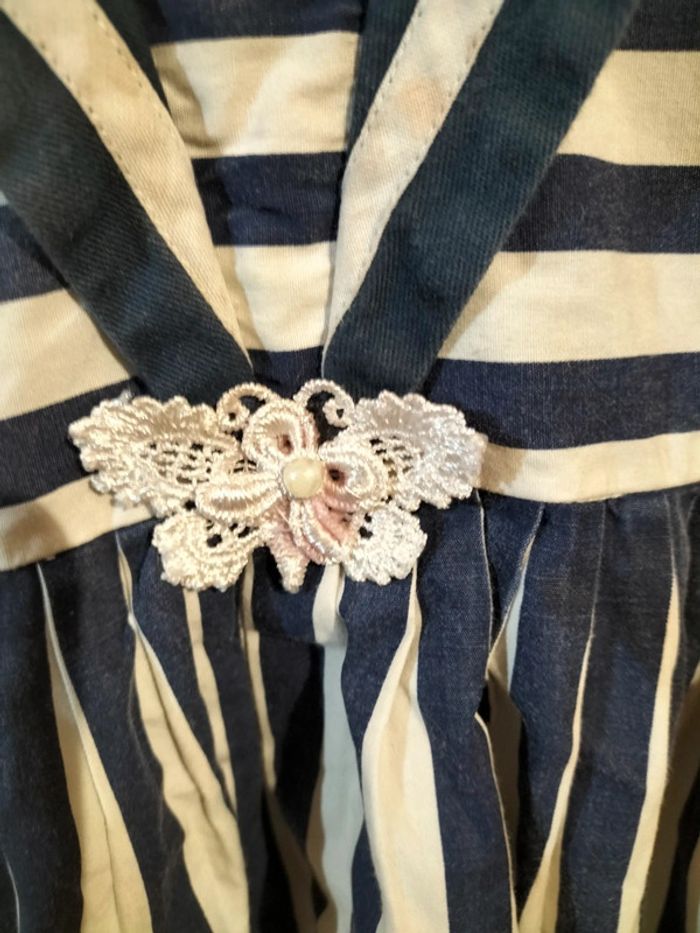 Robe 5/8 ans - photo numéro 4