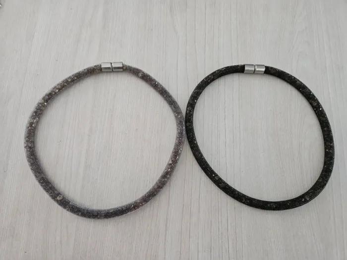 2 colliers Swarovski