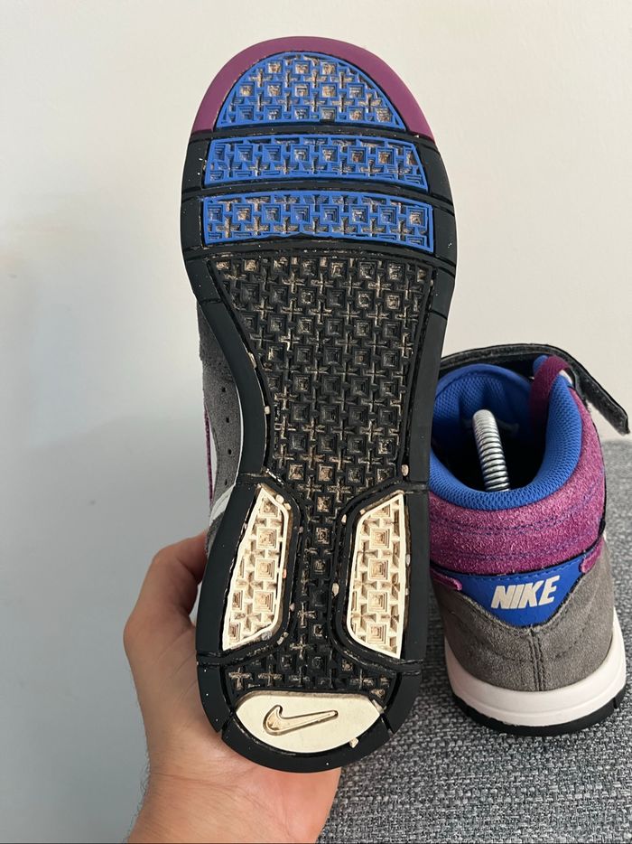 Baskets Nike  Air Garçon Taille 39 - photo numéro 6