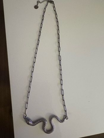 collier serpent
