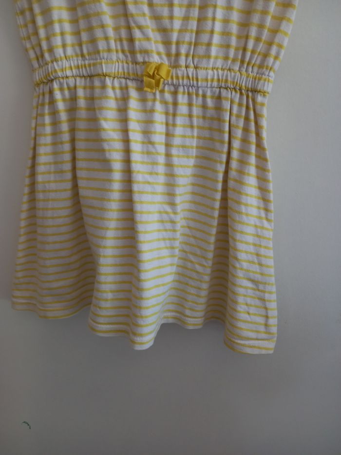 Robe rayé jaune okaidi 8 ans - photo numéro 4