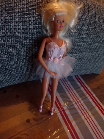 Poupée mannequin danseuse  Hasbro