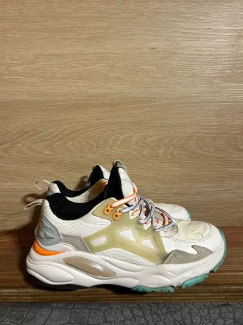 Baskets pull & bear 39