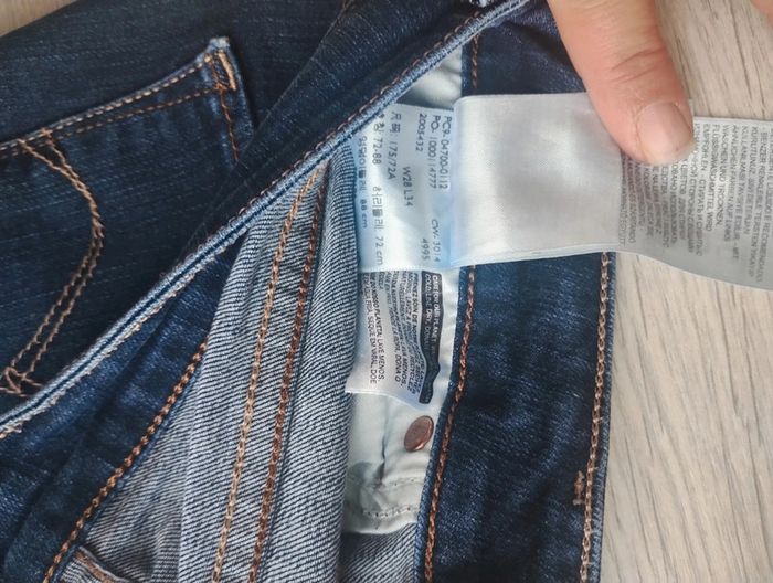 Jean Levi's W28 L34 - photo numéro 4