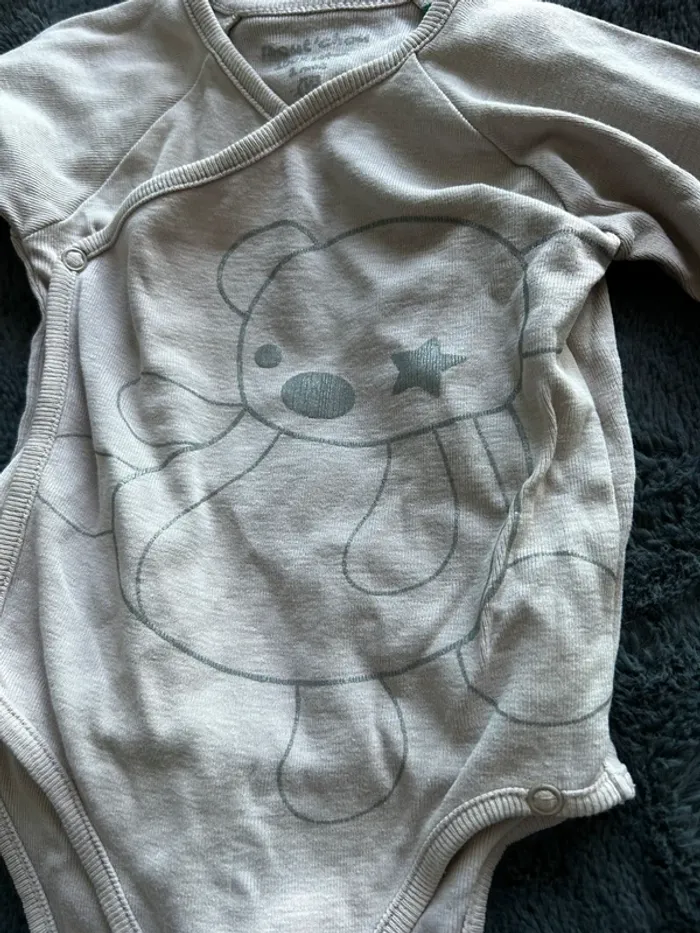 Body bébé taille 1 mois - photo numéro 2