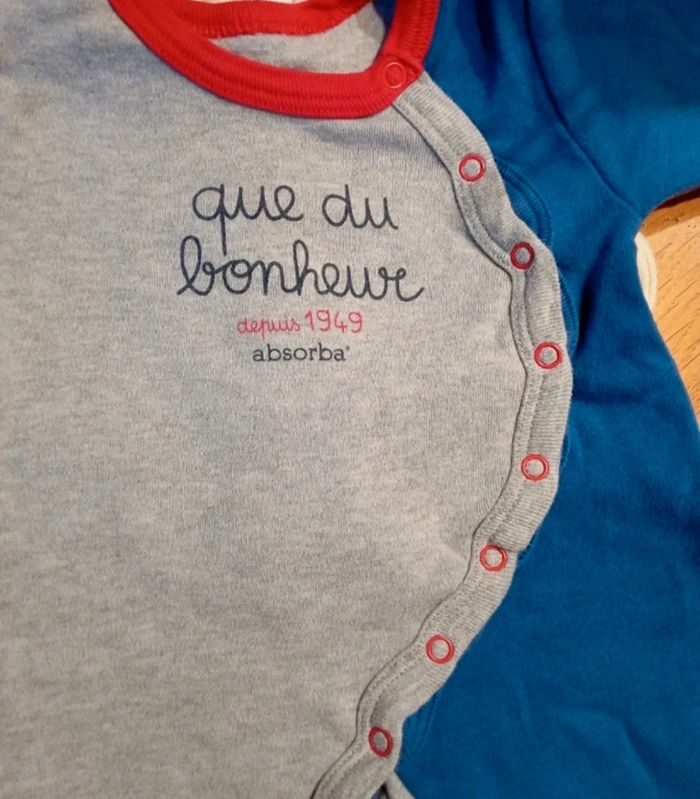 Lot de 2 pyjamas Absorba et un sans marque taille 3 mois en très bon état - photo numéro 3