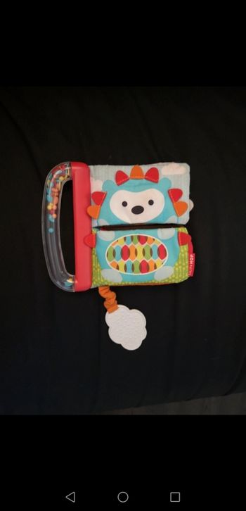 Livre tissu bébé oxybul