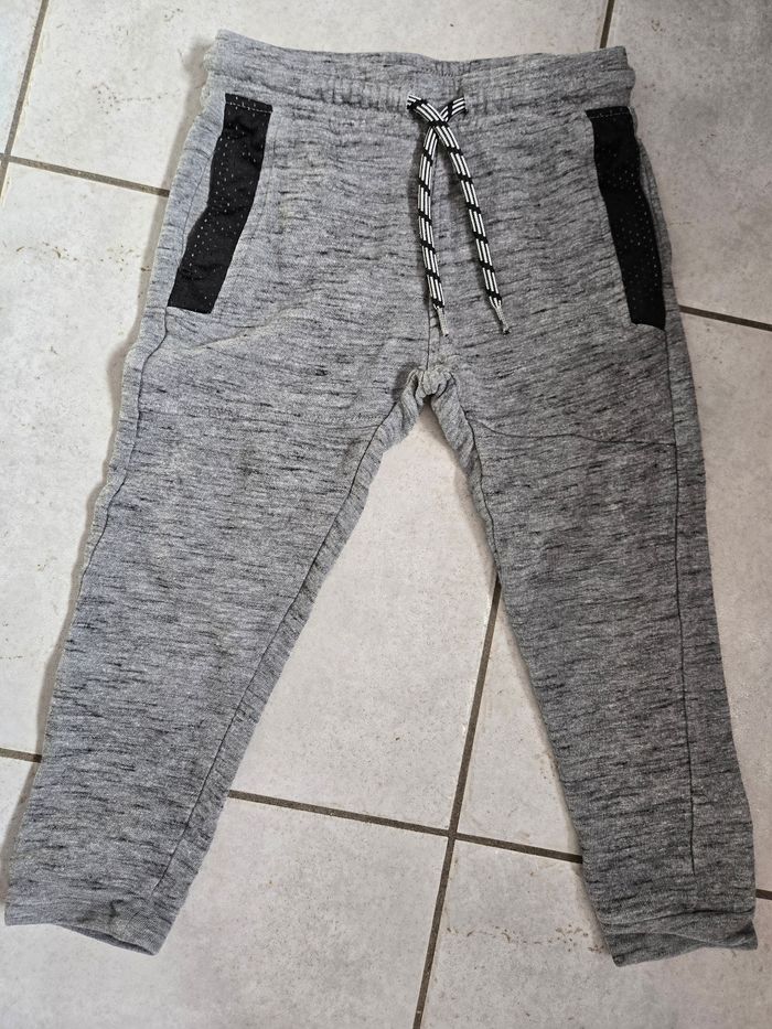 Pantalon jogging kiabi 4 ans
