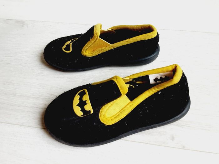 Chaussons garçon Batman pointure 24 - photo numéro 2