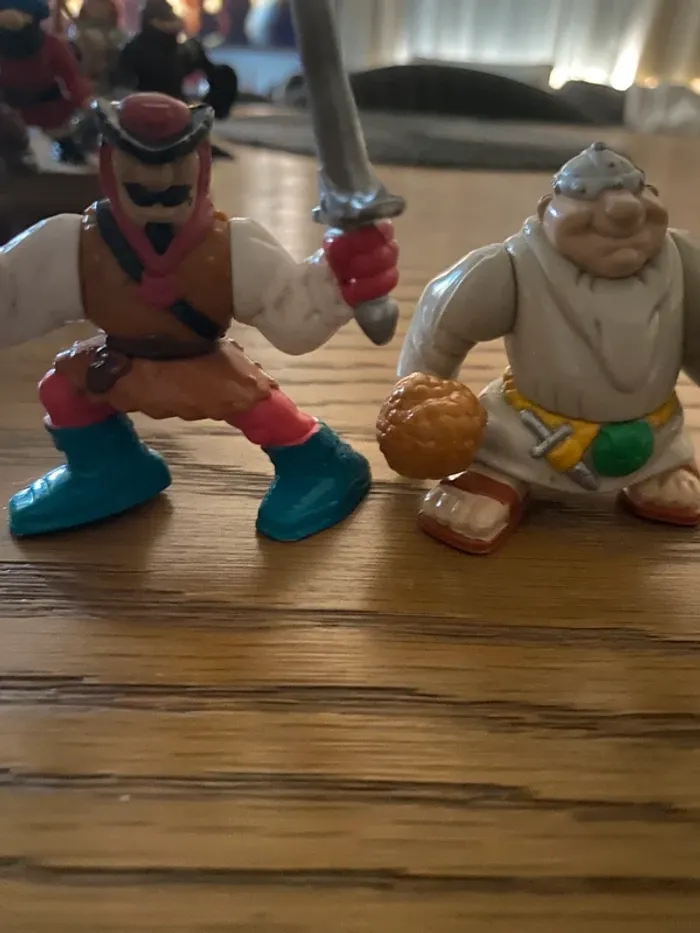 Lot de figurines enfants - photo numéro 7