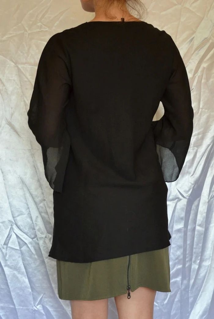 tunique avec broderie noire taille M - photo numéro 4