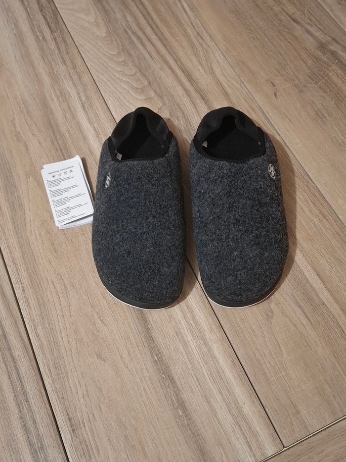 Chaussons pantoufles Mixte homme femme avec maintien gris anthracite