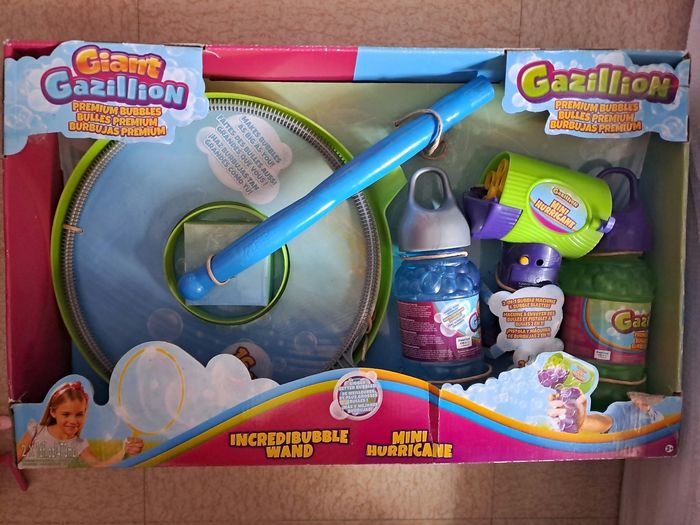 Pack baguette et blaster + liquide bulles / " Gazillon / NEUF
