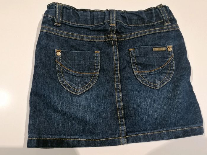 Jupe jeans T 4 ans 👧🏻 - photo numéro 7
