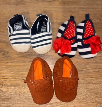 Lot 3 chaussure bébés