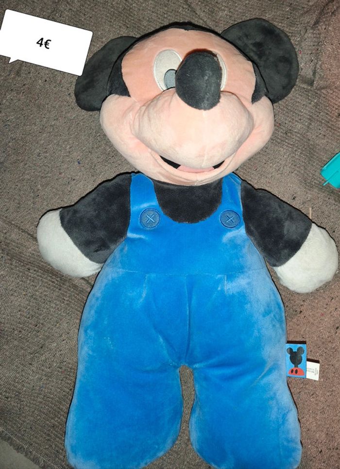 Peluche Mickey