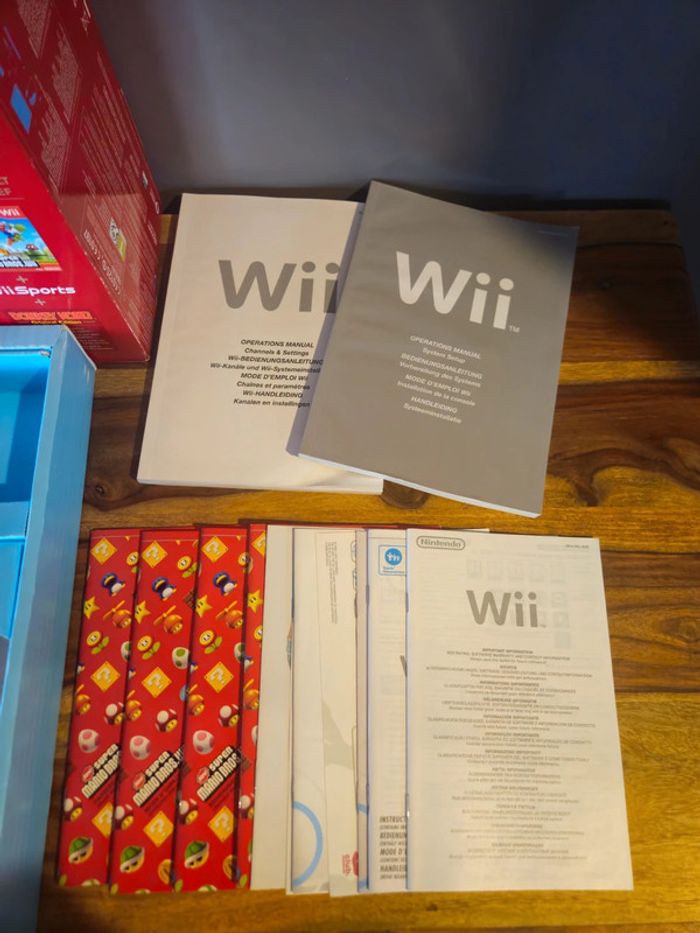 Nintendo Wii Rouge # Pack Mario Bros 25eme # - photo numéro 4