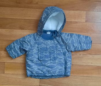 Blouson hiver à capuche 4/6 mois