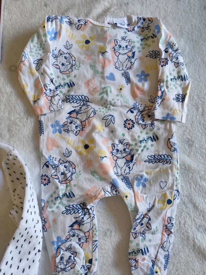 Lot pyjamas - photo numéro 3