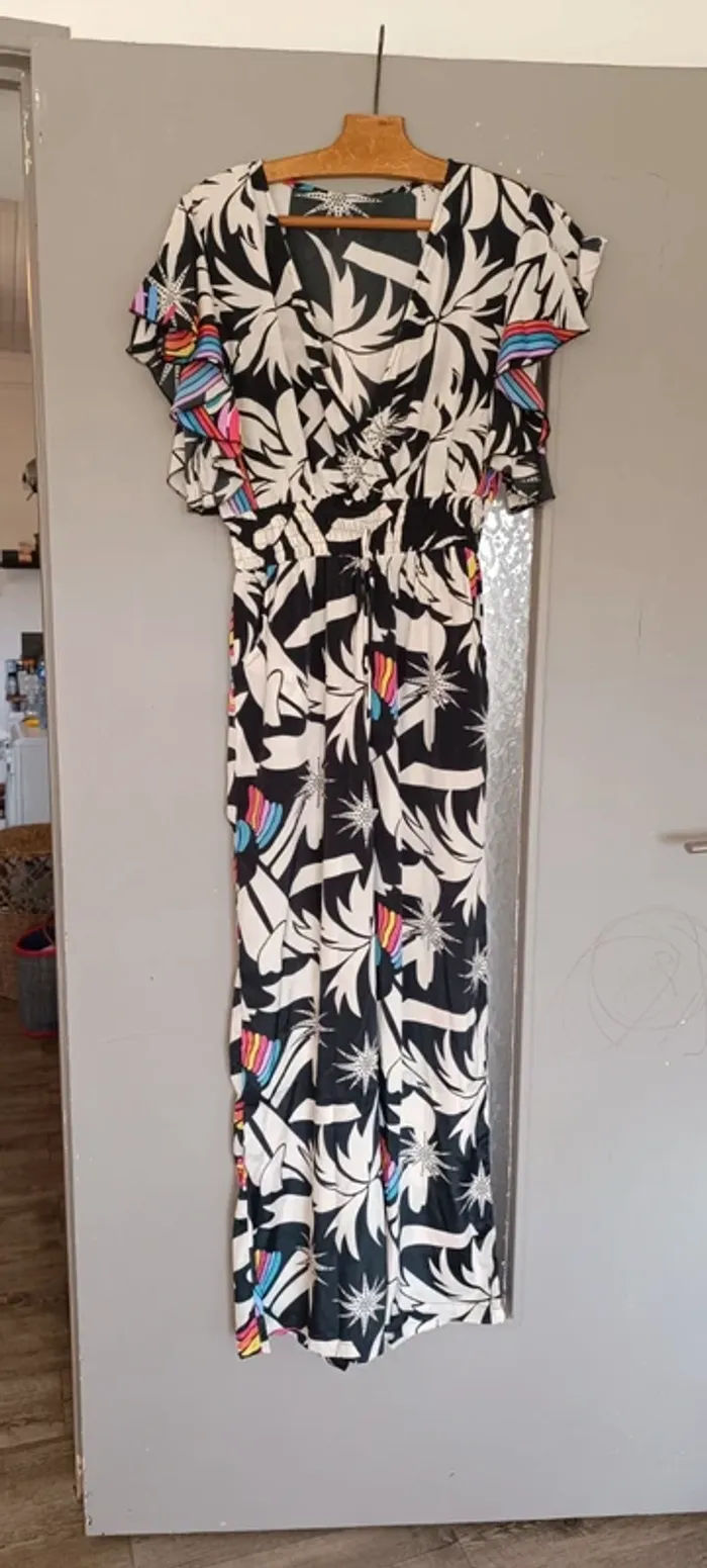 Pas de vintedgo svp - combinaison - photo numéro 4