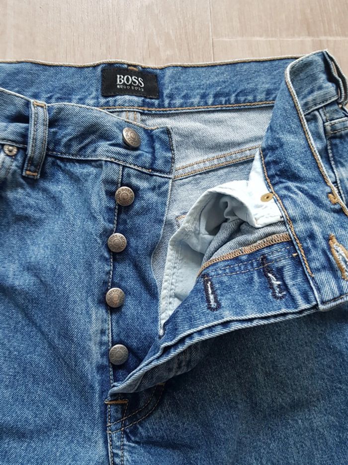 Jean Hugo Boss bleu coupe droite taille w32 - photo numéro 4