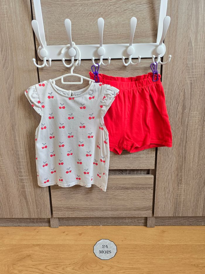 Vêtement Bébé Fille - Ensemble cerise - Kiabi - 24 mois 86 cm - photo numéro 1