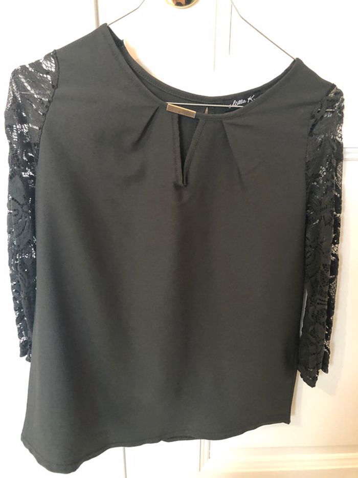 Blouse kaki dentelle