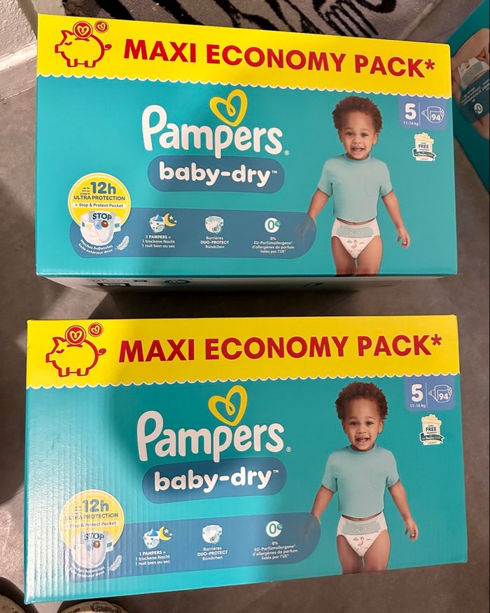 2 MAXI packs Pampers baby dry 5