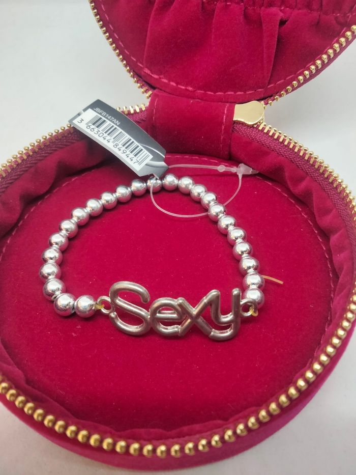 Bracelet argenté sexy - photo numéro 2