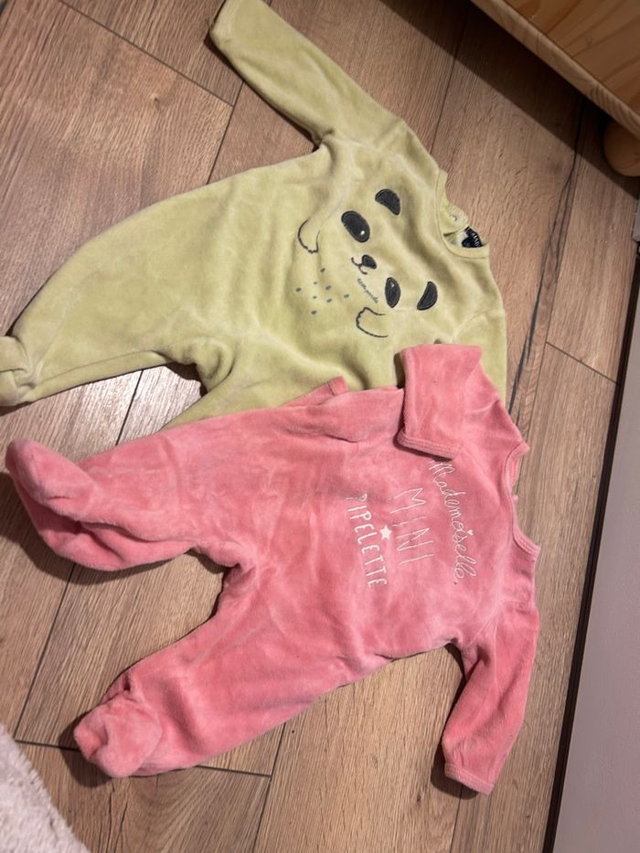Lot pyjamas - photo numéro 4