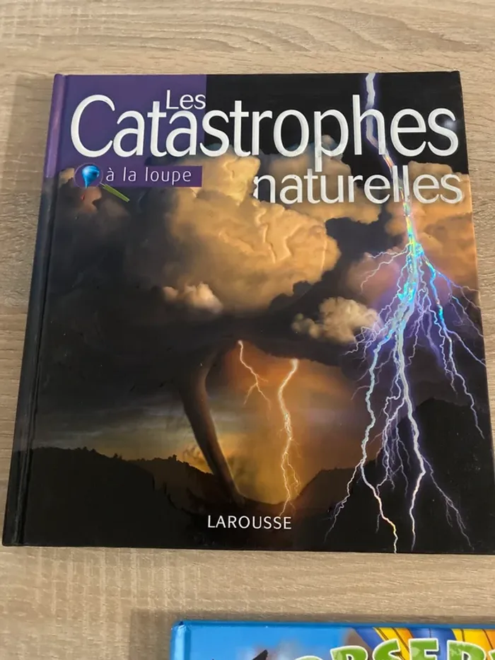 lot de six gros livre pour enfants/ado, apprentissage de la vie et du monde - photo numéro 2