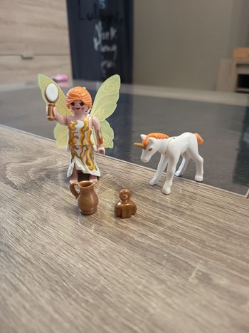 Playmobil spécial plus 9438 fée et bébé licorne