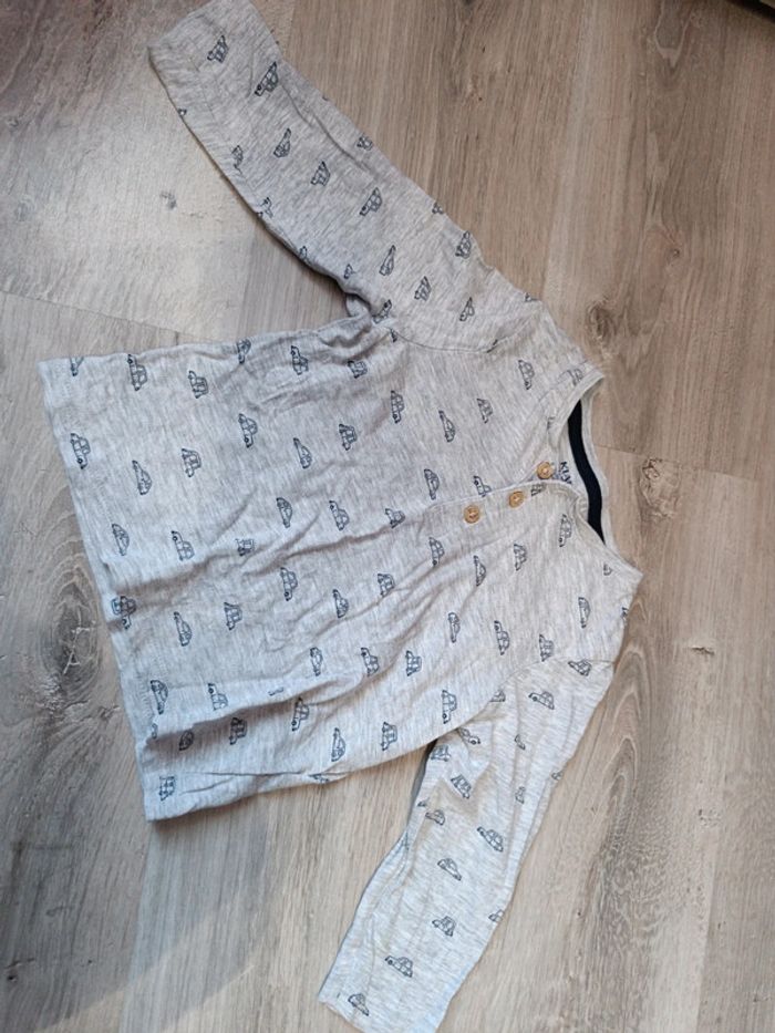 Tee shirt Kiabi 24 mois - photo numéro 3